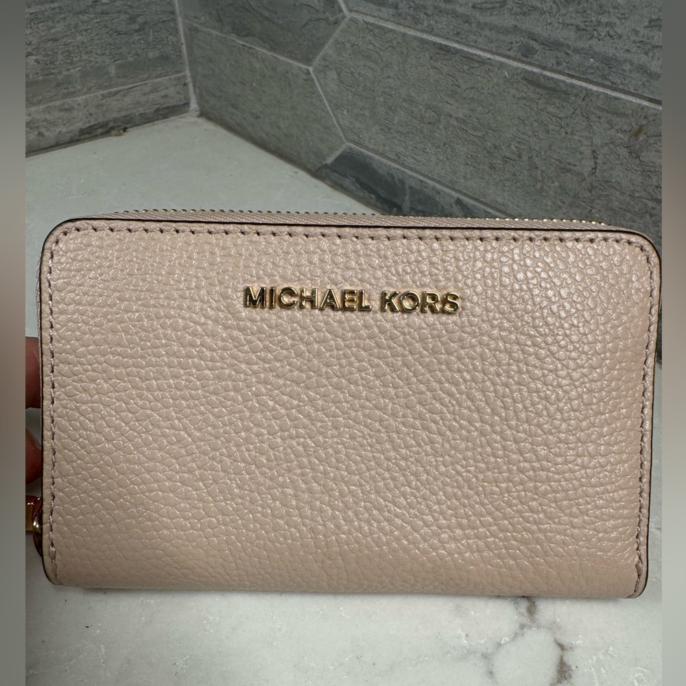 Michael Kors jet set small leather wallet